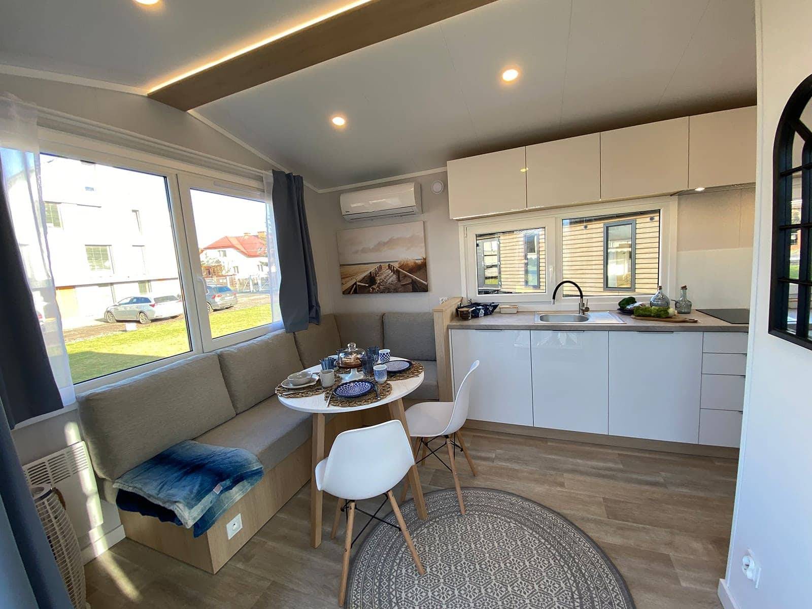 Mobilhaus B – Innenraum 12