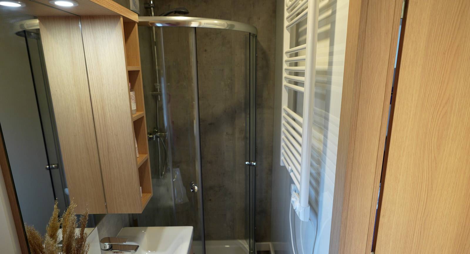 Mobilhaus B – Badezimmer